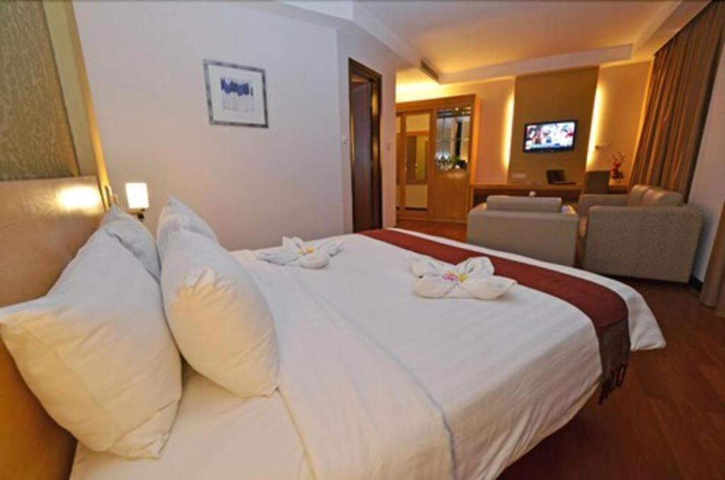 The Axana Hotel Padang  Eksteriør billede