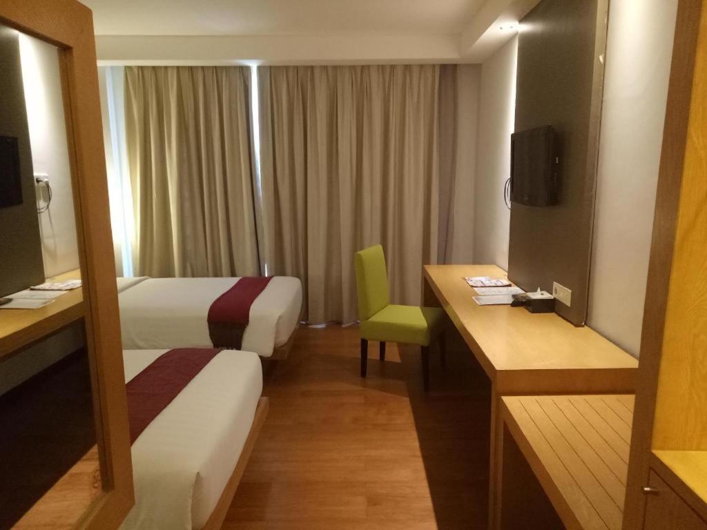 The Axana Hotel Padang  Eksteriør billede