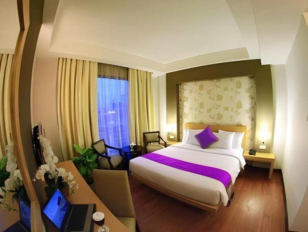The Axana Hotel Padang  Eksteriør billede